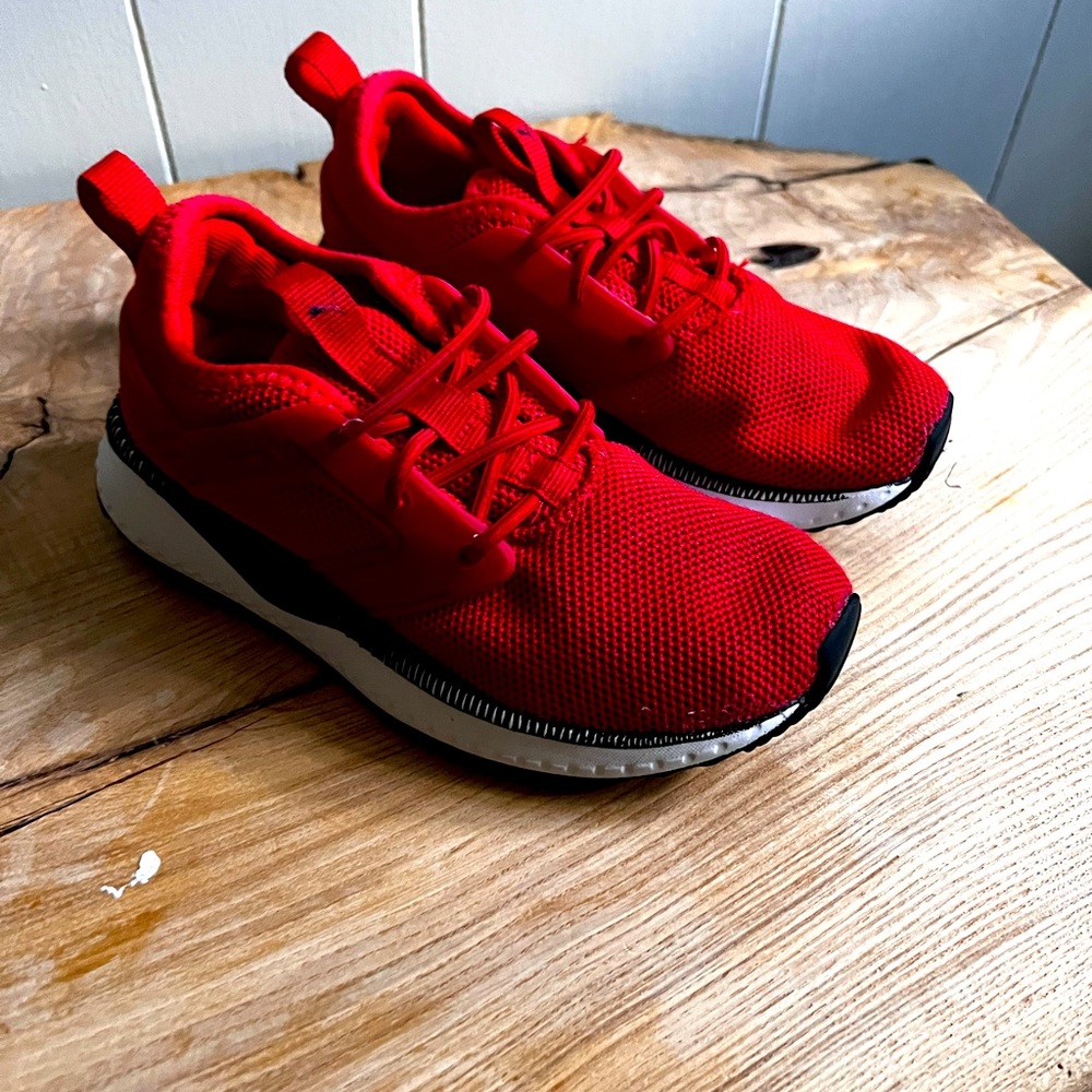 Boys size 11 tennis shoes red puma
